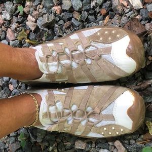White & Beighe slip on shoe, no ties. Cool to foot, size 10.